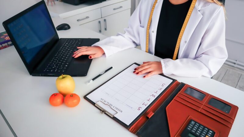 整体院の売上を上げる経営改善の3つのアプローチ｜新患・単価・リピートを同時に最適化する